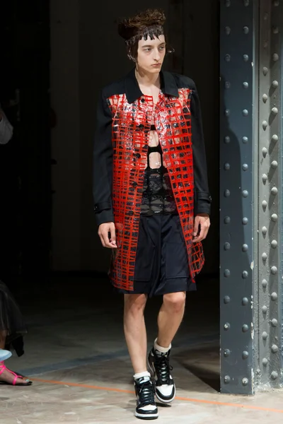Look 13